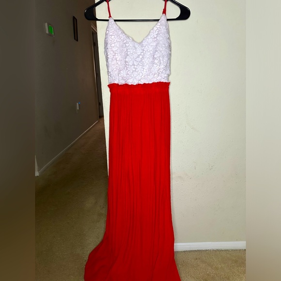 Dresses & Skirts - Sundress